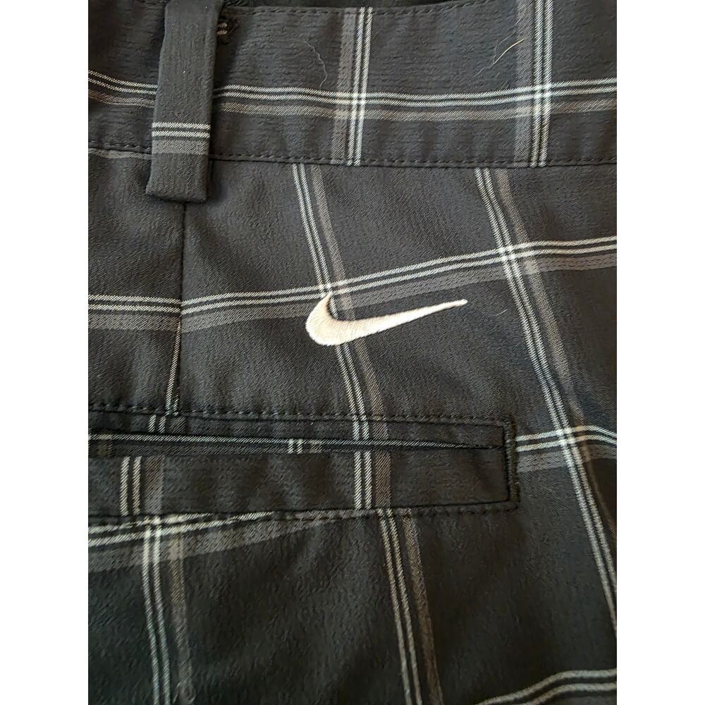 Nike black grey plaid flat front athletic golf shorts - 40 - Picture 4 of 5